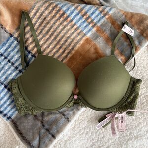 Victoria's Secret Deep Green Lace Bra